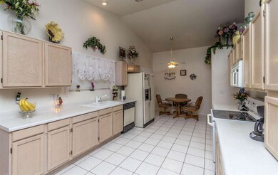 703 E. Glenview AZ #04042-28