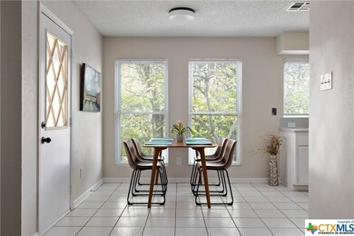 2204 Lancaster St, San Marcos, TX 78666 - photo 5