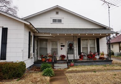 811 W Beech Ave, Duncan, OK 73533 - photo 2