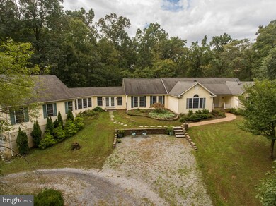 238 Turtle Ln, Berryville, VA 22611 - photo 3