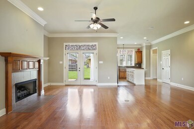 2527 Colonial Way, Zachary, LA 70791 - photo 2