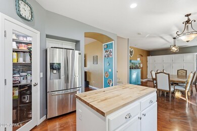 15335 W Maui Ln, Surprise, AZ 85379 - photo 5