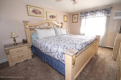 95 Cotter Ave, Staten Island, NY 10306 - photo 7