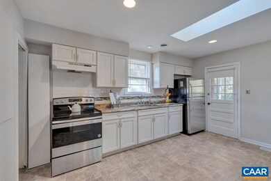 301 Georgetown Rd unit A, Charlottesville, VA 22901 - photo 6