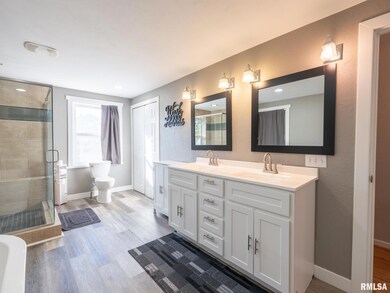 1844 Court St, Pekin, IL 61554 - photo 4