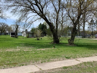 722 E Main St, Vanderbilt, MI 49795 - photo 5