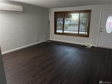 304 Leber Ct NW, Orting, WA 98360 - photo 2