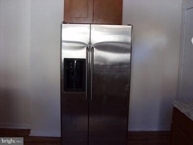 816 Clifton Ave, Darby, PA 19023 - photo 5