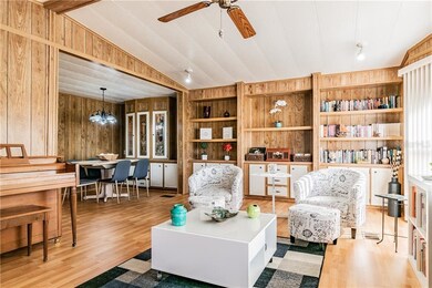 Front door view / Living Room.