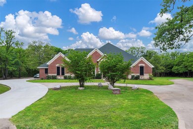 108 Preston Oaks Ct, Azle, TX 76020 - photo 3