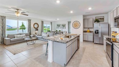 8395 Claw Glades Loop, Wesley Chapel, FL 33545 - photo 6