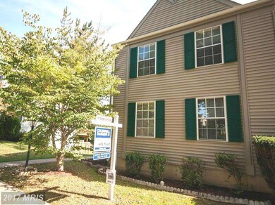 13827 Laura Ratcliff Ct, Centreville, VA 20121 - photo 2