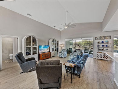 1108 Sawgrass Dr, Winter Haven, FL 33884 - photo 7