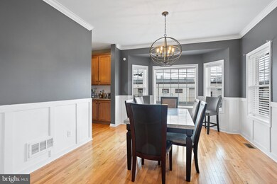 200 Sycamore Ave, Folsom, PA 19033 - photo 4