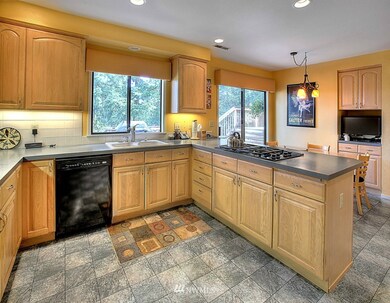 5711 68th Avenue Ct W, University Place, WA 98467 - photo 7