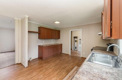 828 Carver St unit 17-19, Shelby, NC 28152 - photo 6