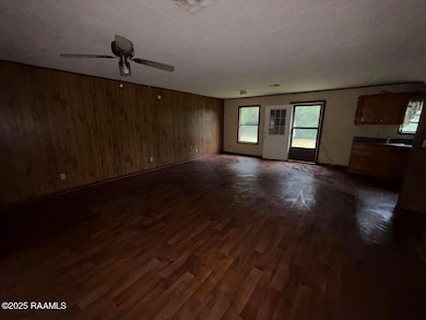 1602 Blue St, Opelousas, LA 70570 - photo 2