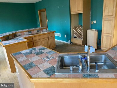 4747 Bonnie Branch Rd, Ellicott City, MD 21043 - photo 2