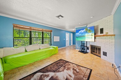 2587 E Rd, Loxahatchee, FL 33470 - photo 7