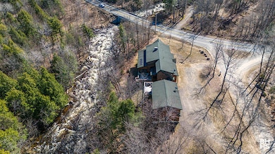 HomeOnLakeOzoniaOutlet_A_Exterior_Side_T