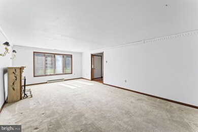 521 E G St, Purcellville, VA 20132 - photo 5