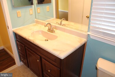 8639 Beekman Place unit 39C, Alexandria, VA 22309 - photo 7