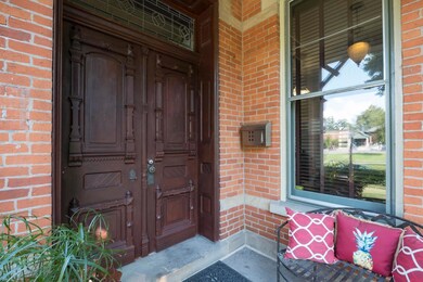 Double Door Entry