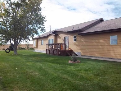 7362 W Buckboard Rd, North Platte, NE 69101 - photo 2