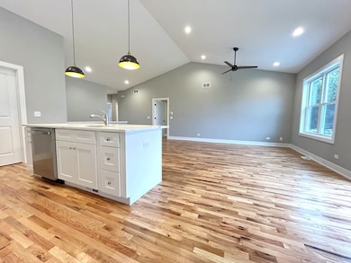 514 Cobblestone Cir, Harvard, IL 60033 - photo 5