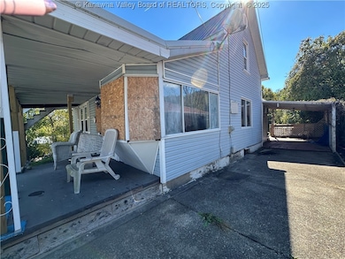 3962 39th St E, Nitro, WV 25143 - photo 2