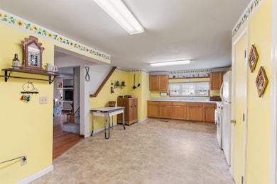 17 Ethan Allen Dr, Canaan, VT 05903 - photo 3