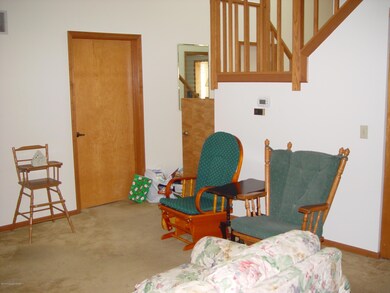 54 Village Dr, Stroudsburg, PA 18360 - photo 5