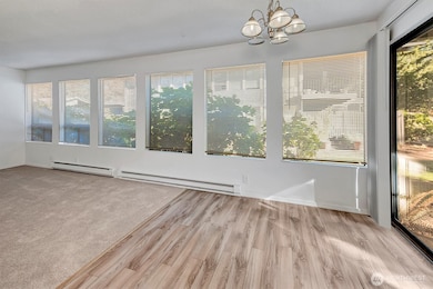 1604 149th Place SE unit 2, Bellevue, WA 98007 - photo 4