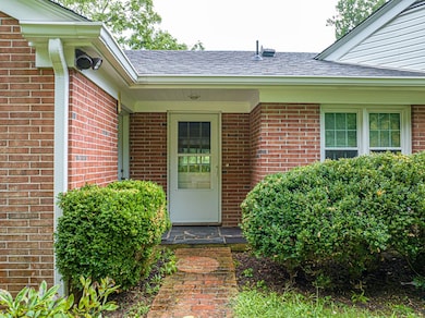 220 Mcguire Ln, Cedar Bluff, VA 24609 - photo 7