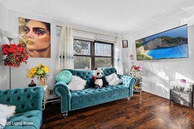 7019 Ashby Ln, Louisville, KY 40272 - photo 5