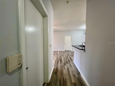 5566 Metrowest Blvd unit 2-105, Orlando, FL 32811 - photo 5