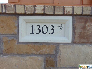 1303 Justice Dr, Copperas Cove, TX 76522 - photo 2