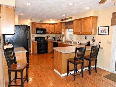 11 Tedesco Rd, Methuen, MA 01844 - photo 4