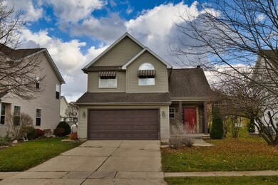 Front view - home faces westerly