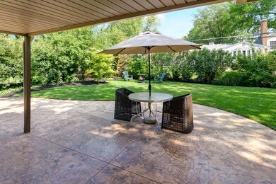 1376 Kingsgate Rd.