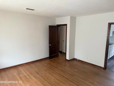 947 Glencarin St, Jacksonville, FL 32208 - photo 2