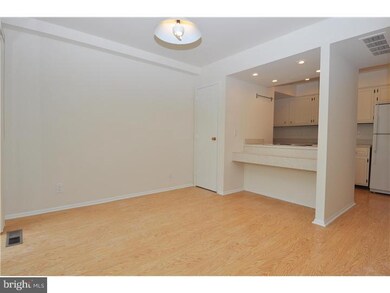 162 E Kenilworth Cir unit 162, Newtown Square, PA 19073 - photo 3