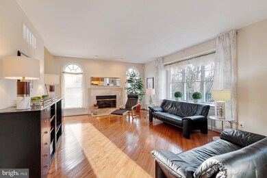 536 Springview Ln, Phoenixville, PA 19460 - photo 4