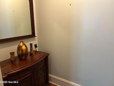 Foyer/Entry