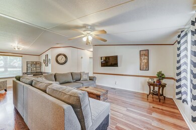 17701 Pine View Dr, Conroe, TX 77302 - photo 6