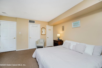 123 Cardiff St, Staten Island, NY 10312 - photo 5