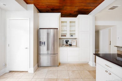 3102 Eisenhauer Rd unit 6, San Antonio, TX 78209 - photo 6