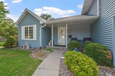 213 College Ave, Colfax, IA 50054 - photo 3