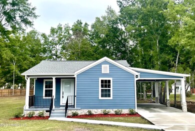 425 Dozier St, Picayune, MS 39466 - photo 2