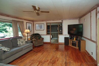 1159 44th st-104